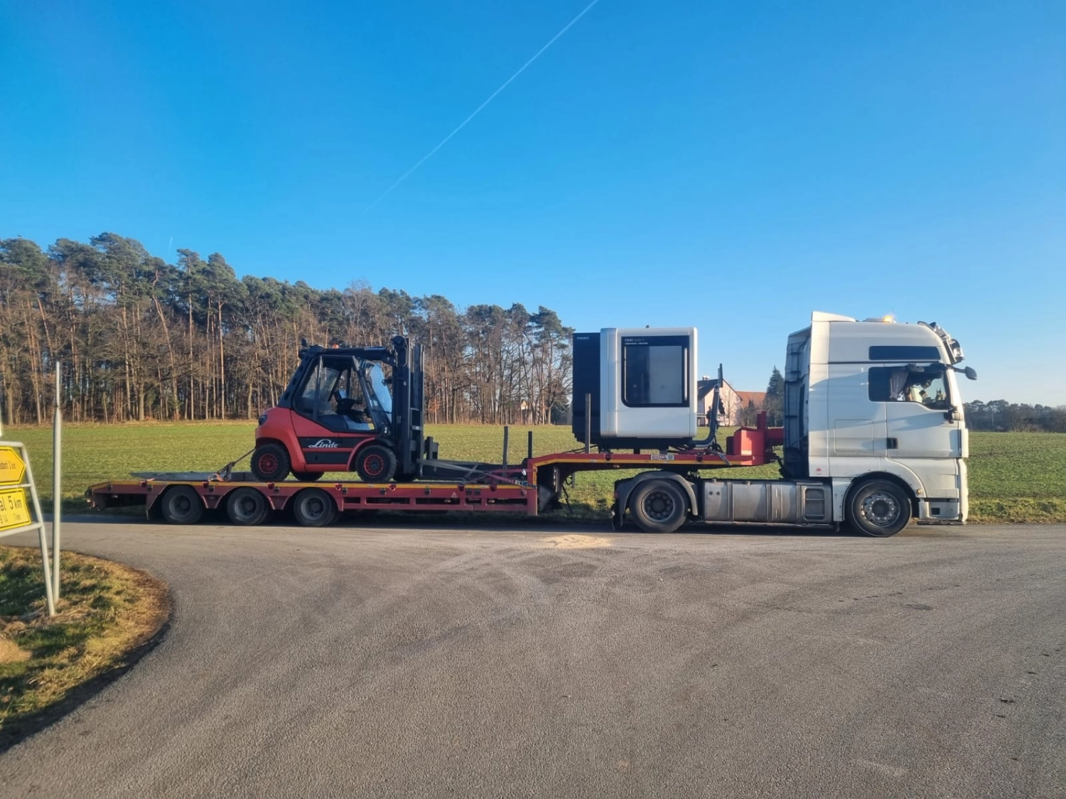 Beta Technik, Maschine wird transportiert